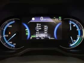Toyota RAV4 (2022) thumbnail 3
