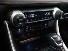 Toyota RAV4 (2022) thumbnail 10