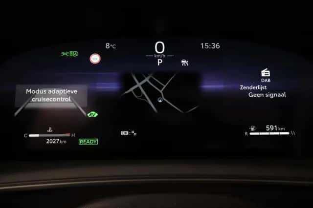 Toyota Corolla Cross (2025) thumbnail 3