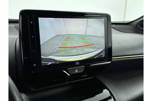 Toyota Yaris Cross (2023) thumbnail 5