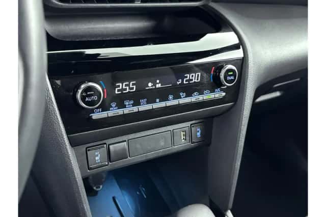 Toyota Yaris Cross (2023) thumbnail 6