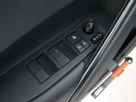 Toyota Corolla (2025) thumbnail 24
