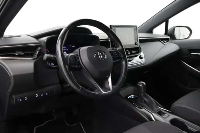 Toyota Corolla (2019) thumbnail 2