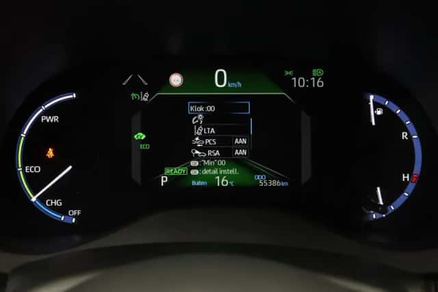 Toyota Yaris Cross (2022) thumbnail 3