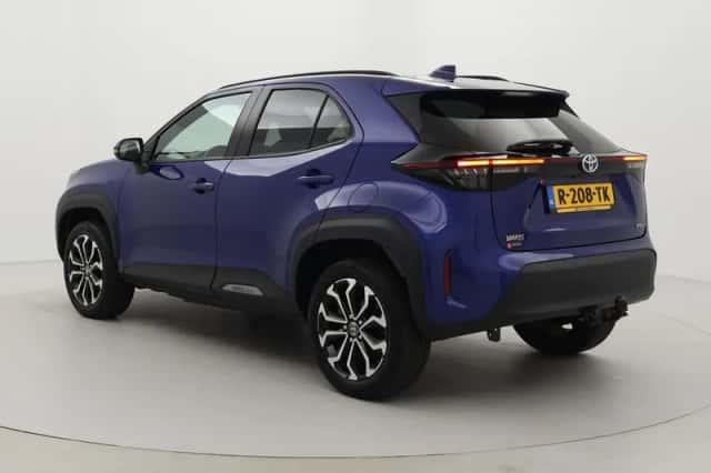 Toyota Yaris Cross (2022) thumbnail 4