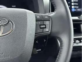 Toyota C-HR (2024) thumbnail 13