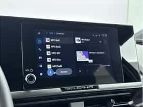 Toyota C-HR (2024) thumbnail 14