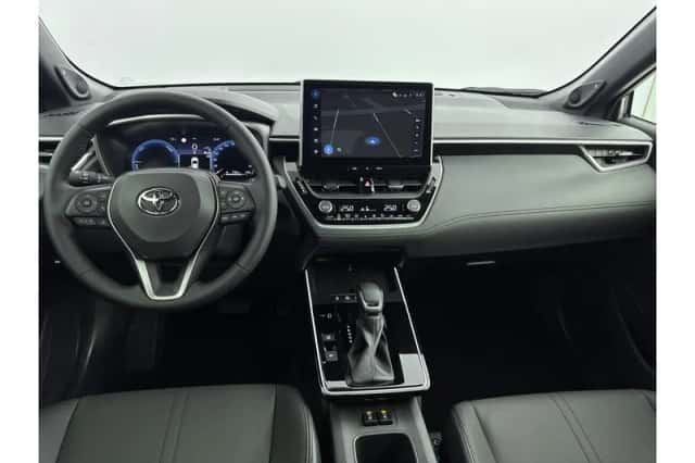Toyota Corolla (2025) thumbnail 2