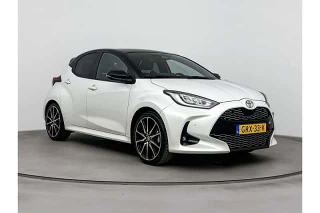 Toyota Yaris (2024) thumbnail 1