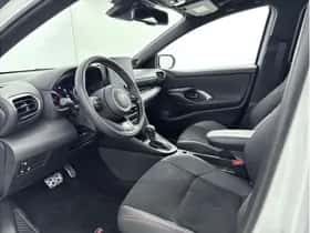 Toyota Yaris (2024) thumbnail 17