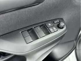 Toyota Yaris (2024) thumbnail 19
