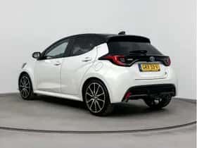 Toyota Yaris (2024) thumbnail 4