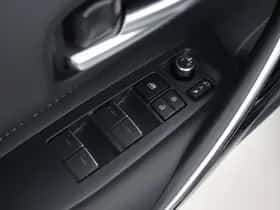 Toyota Corolla (2024) thumbnail 23