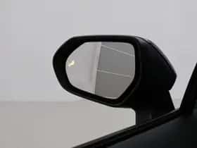 Toyota Corolla (2024) thumbnail 6