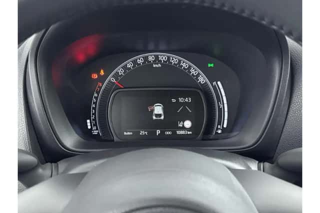 Toyota Aygo X (2025) thumbnail 3