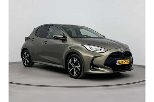 Toyota Yaris (2024) thumbnail 1