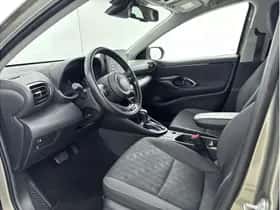 Toyota Yaris (2024) thumbnail 11