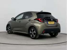 Toyota Yaris (2024) thumbnail 4