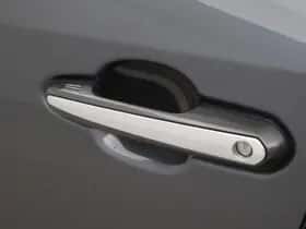 Toyota RAV4 (2023) thumbnail 12
