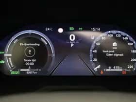 Toyota RAV4 (2023) thumbnail 3