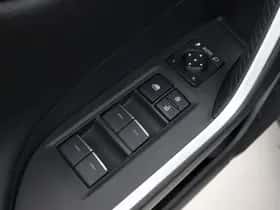 Toyota RAV4 (2023) thumbnail 25