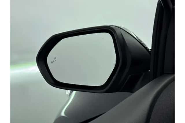 Toyota Yaris (2025) thumbnail 5