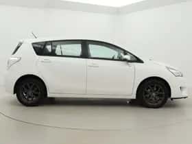 Toyota Verso (2015) thumbnail 17