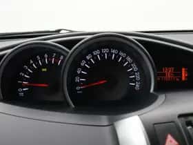 Toyota Verso (2015) thumbnail 3