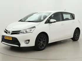 Toyota Verso (2015) thumbnail 28