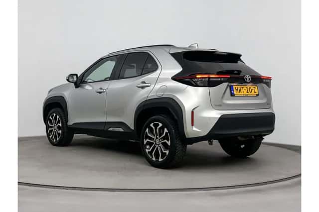 Toyota Yaris Cross (2025) thumbnail 4