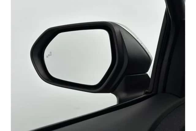 Toyota Yaris Cross (2025) thumbnail 5