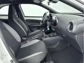 Toyota Aygo X (2025) thumbnail 23