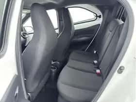 Toyota Aygo X (2025) thumbnail 25