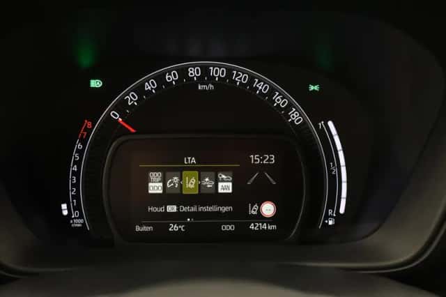 Toyota Aygo X (2025) thumbnail 3