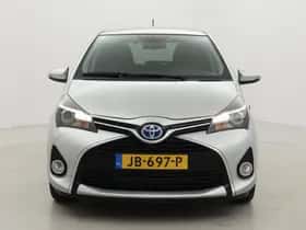 Toyota Yaris (2015) thumbnail 16