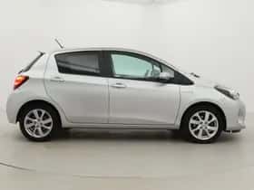 Toyota Yaris (2015) thumbnail 19