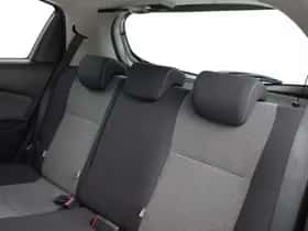 Toyota Yaris (2015) thumbnail 37