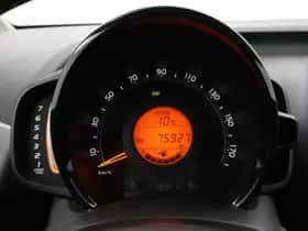 Toyota Aygo (2022) thumbnail 3