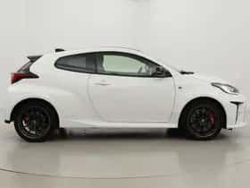 Toyota Yaris (2022) thumbnail 24