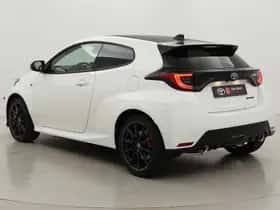 Toyota Yaris (2022) thumbnail 4