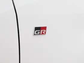 Toyota Yaris (2022) thumbnail 5