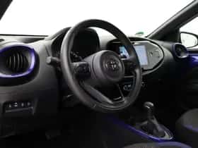 Toyota Aygo X (2024) thumbnail 2