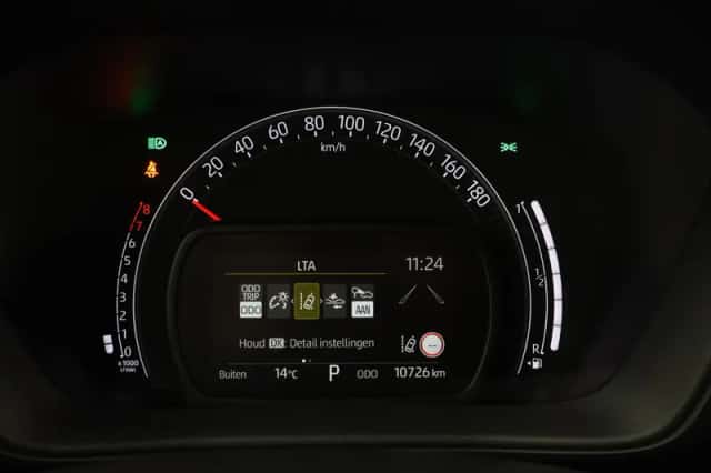 Toyota Aygo X (2024) thumbnail 3