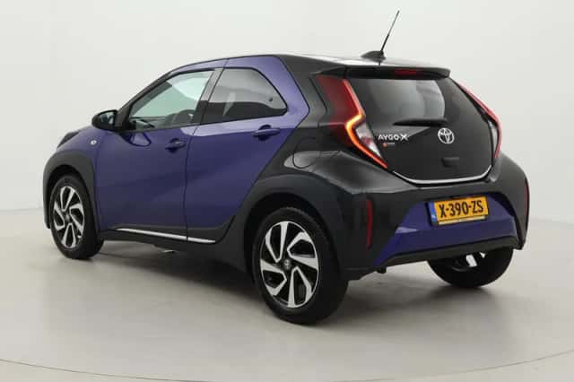 Toyota Aygo X (2024) thumbnail 4