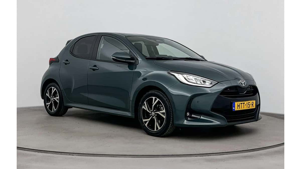 Toyota Yaris (2025) — foto 1