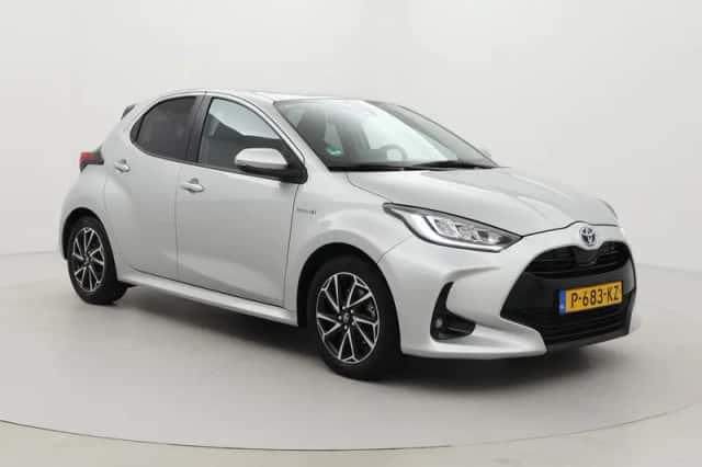 Toyota Yaris (2021) thumbnail 1