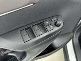 Toyota Yaris Cross (2025) thumbnail 14