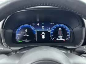 Toyota Yaris Cross (2025) thumbnail 3