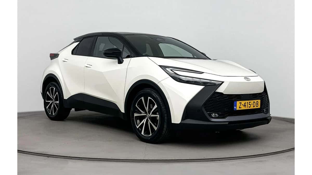 Toyota C-HR (2024) — foto 1