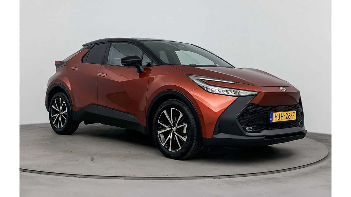 Toyota C-HR (2025) — foto 1